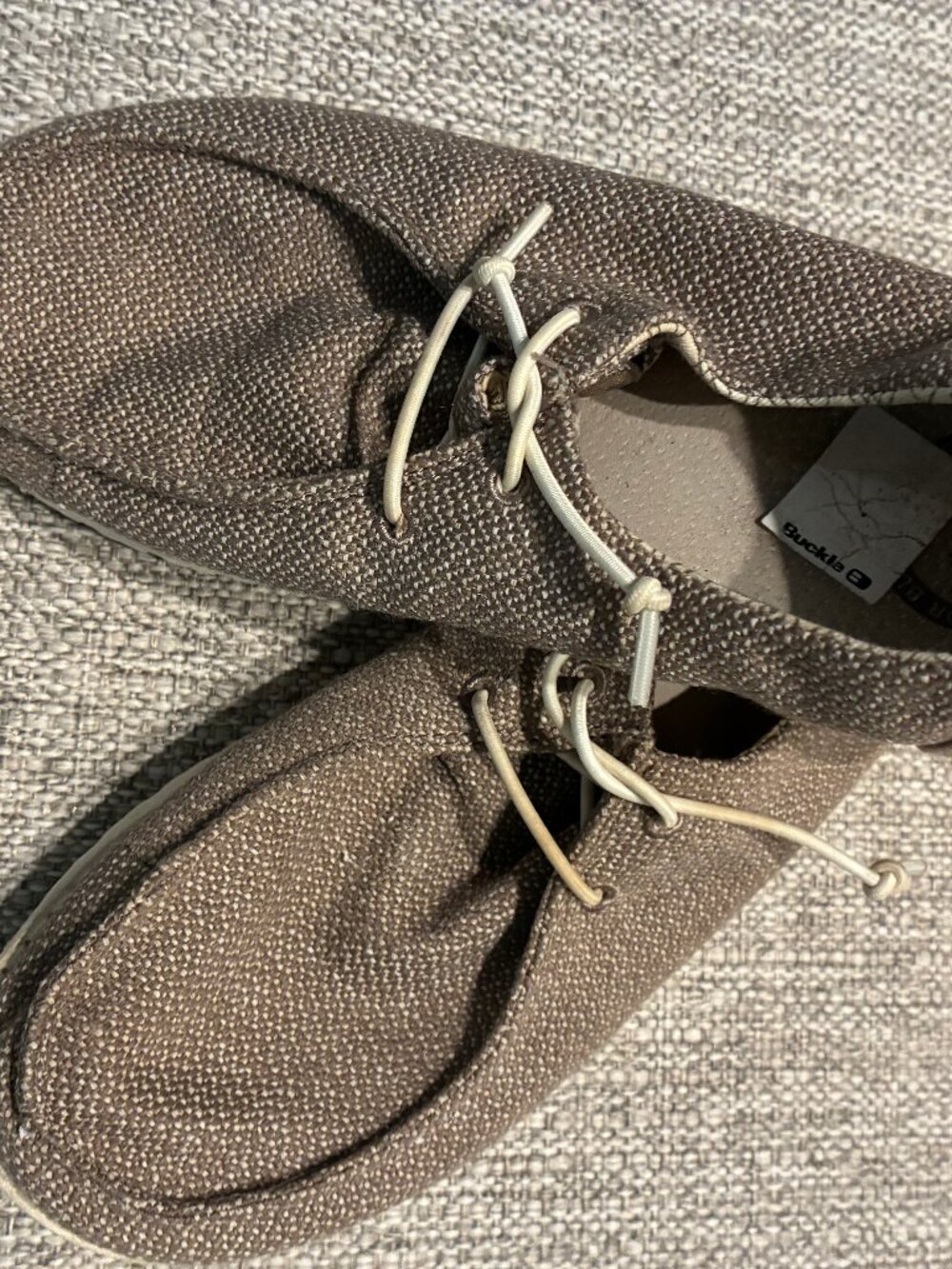 Hey Dude Wendy Chambray Beige Womens Slip on size 9